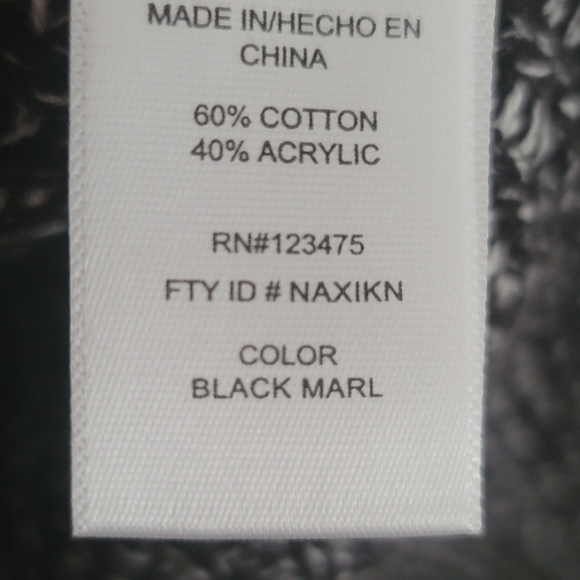 ELLEN TRACY black and white sweater size L - Picture 4 of 4